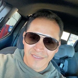 Meet your Posher, Jose